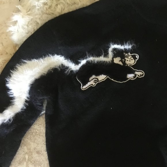 Candystripper sweater OS brand New (roomy fit) - Picture 2 of 5